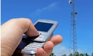 المشغل الثالث للاتصالات على طاولة الحكومة